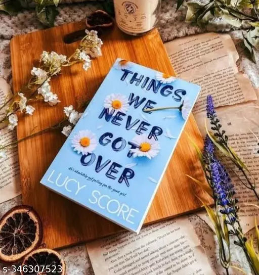 THINGS WE NEVER GOT OVER: the TikTok bestseller and perfect small-town romcom! (Knockemout Series) Paperback – Import  14 July 2022 by Lucy Score (Author)