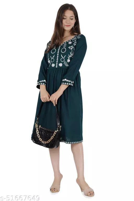 Trendy Ravishing Women Kurti