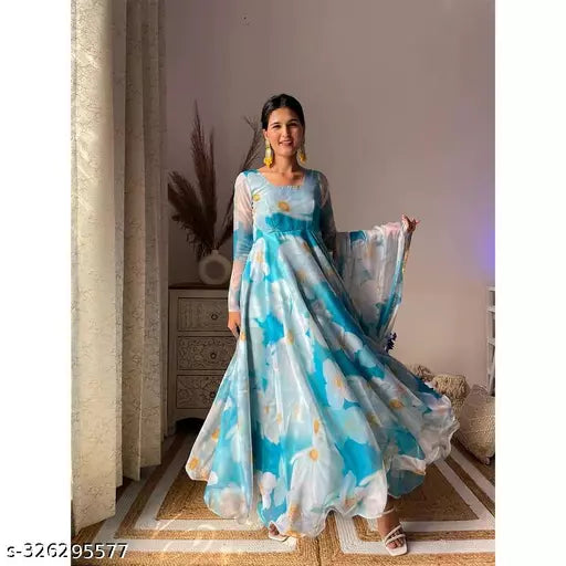 WOMEN ORGANZA GOWN WITH DUPTTA