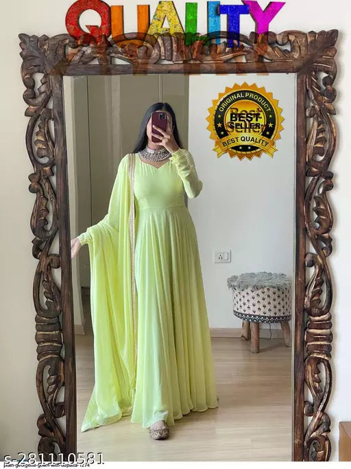 WOMEN LONG GOWN WIT LACE DUPTTA