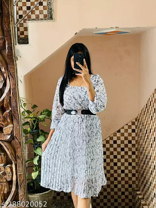 STYLISH NEW FANCY DAMAKA DRESSS