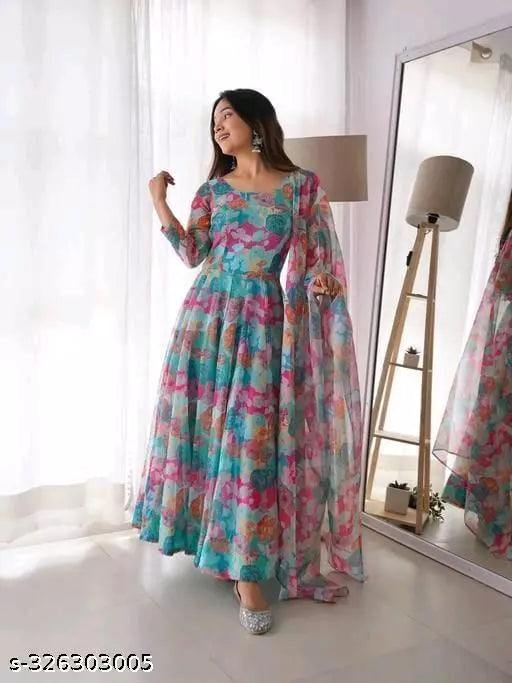 WOMEN ORGANZA GOWN WITH DUPTTA