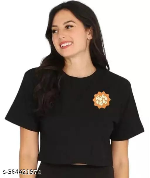 OVERSIZED SHORT SLEEVE CROPPED T-SHIRT  RELAXED AND CROPPED FIT