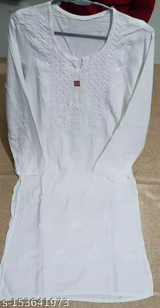 Charvi Pretty Kurtis
