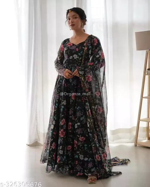 WOMEN ORGHANZA GOWN WITH DUPTTA