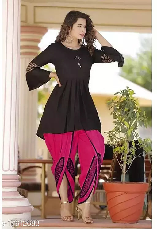 Jivika Petite Women Kurta Sets