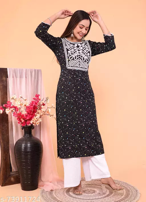 Palnate fashionable Kurtis