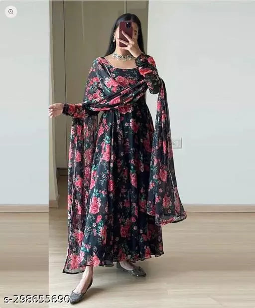 WOMEN PRINTED GOWN WITH DUPTTA