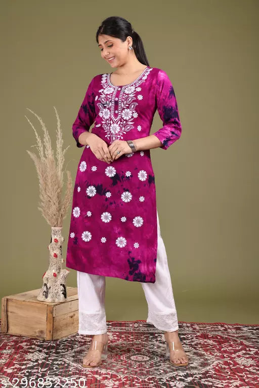 Charvi Graceful Women Kurta Sets