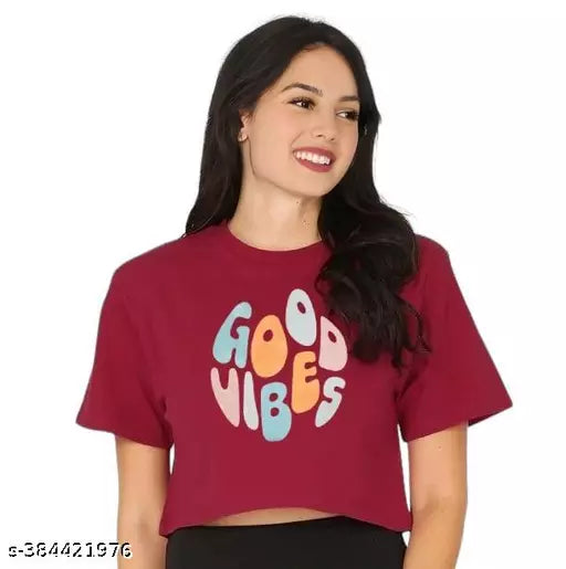 OVERSIZED SHORT SLEEVE CROPPED T-SHIRT  RELAXED AND CROPPED FIT