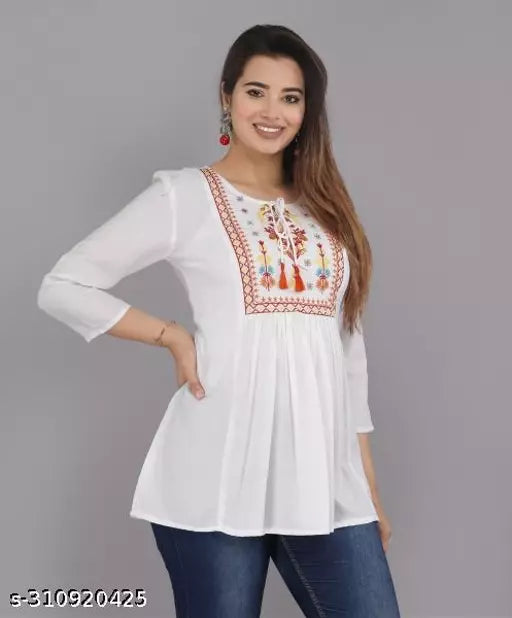 NEW MODEL TOP WHITE  77