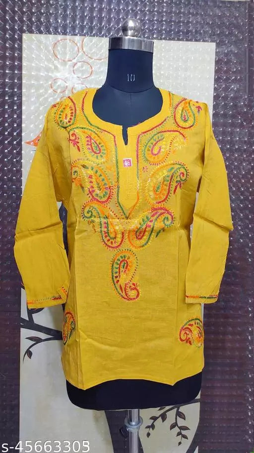 Aakarsha Drishya Kurtis