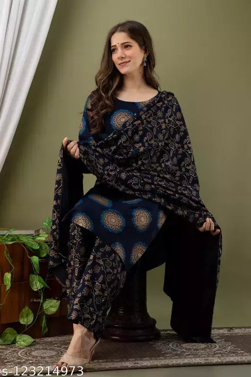 Mialo fashion kurti plazzo with dupatta.