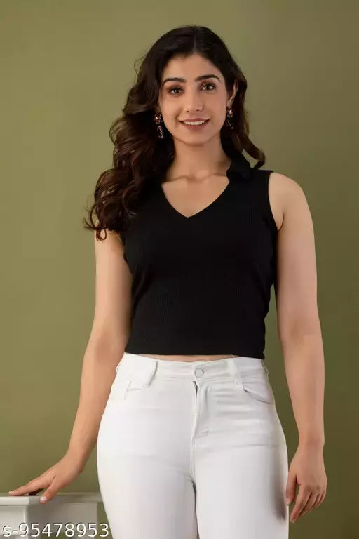 Mialo fashion collor knitted sleeveles crop top.