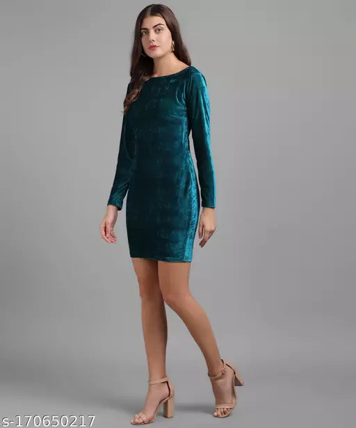Vivient Green Plain Velvet short dress