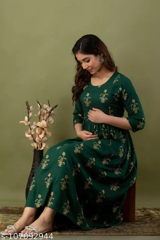 Mialo fashion maternity wear feeding kurti.