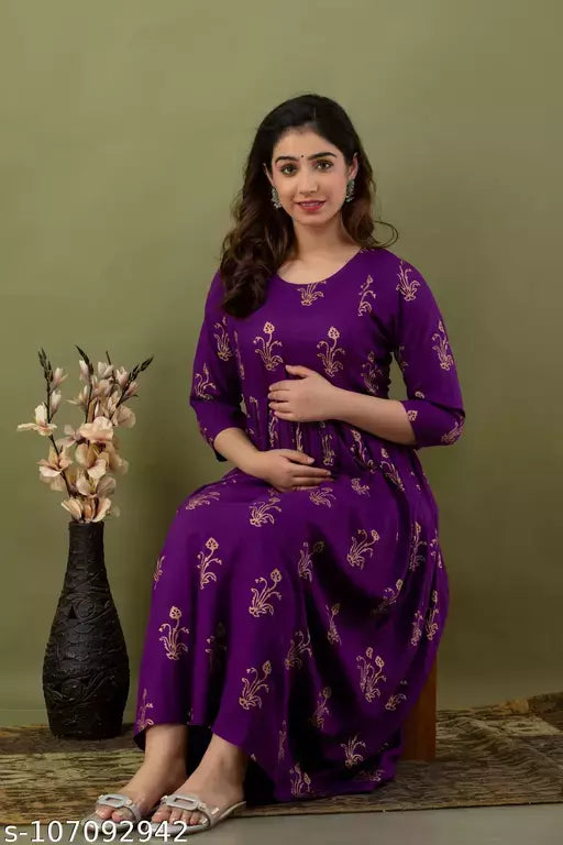 Mialo fashion maternity wear feeding kurti.