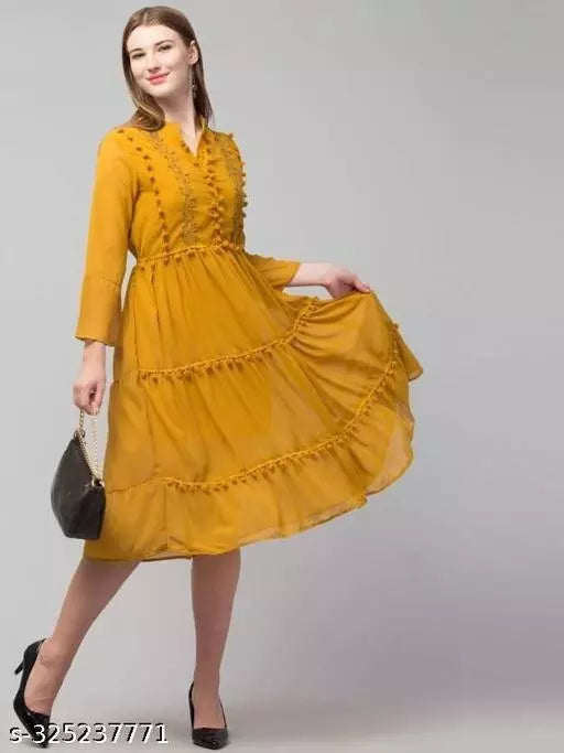 Pompom_Dress_Fro Woman