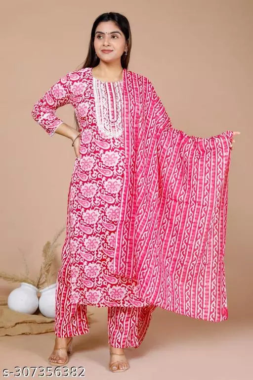 Aagam Voguish Women Kurta Sets