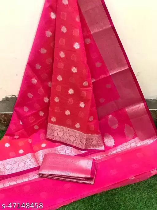 Classic Silver Rupa Booti Banarasi Saree